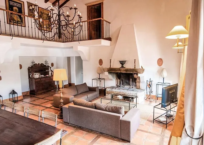 Le Chai, Belle Pour 13 Personnes Au Coeur D'un Vignoble Avec Piscine Villa