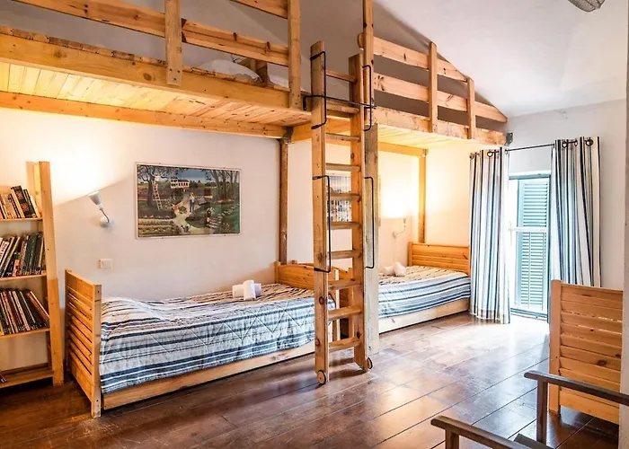 Le Chai, Belle Pour 13 Personnes Au Coeur D'un Vignoble Avec Piscine Villa Sartène