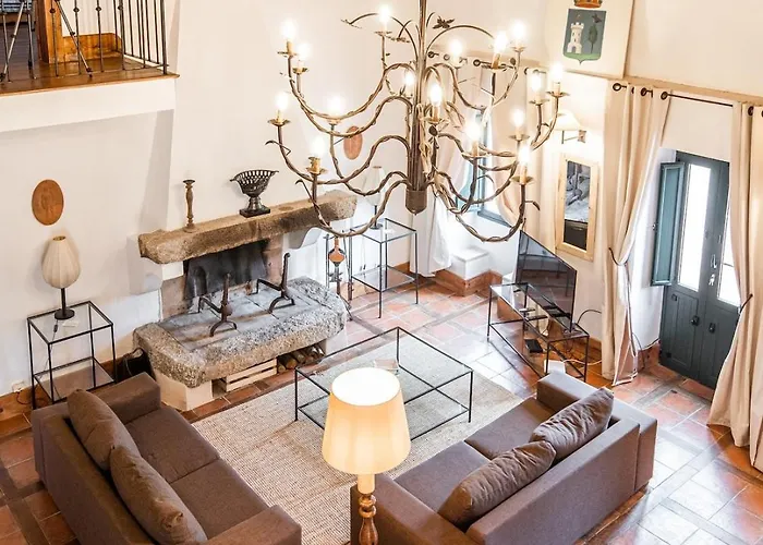 Villa Le Chai, Belle Pour 13 Personnes Au Coeur D'un Vignoble Avec Piscine *