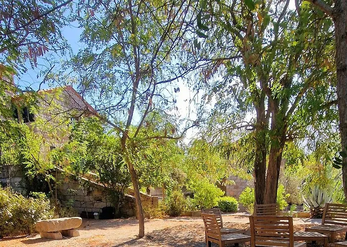 Le Chai, Belle Pour 13 Personnes Au Coeur D'un Vignoble Avec Piscine *