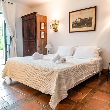 Le Chai, Belle Pour 13 Personnes Au Coeur D'un Vignoble Avec Piscine Villa *