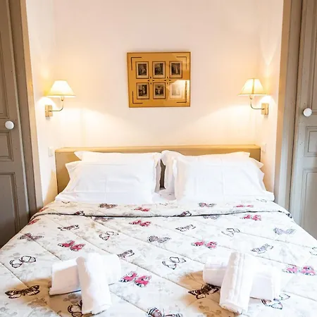 Villa Le Chai, Belle Pour 13 Personnes Au Coeur D'un Vignoble Avec Piscine Sartène