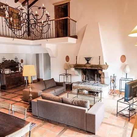 Le Chai Du Castellu Di Baricci, Belle Pour 15 Personnes Au Coeur D'un Vignoble Avec Piscine Villa
