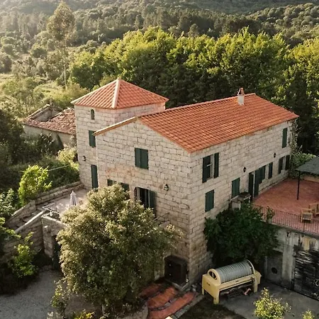 Le Chai, Belle Pour 13 Personnes Au Coeur D'un Vignoble Avec Piscine Villa Sartene (Corsica)
